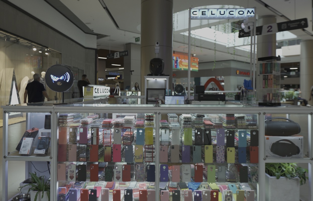 accesorios para celulares celucom en envigado