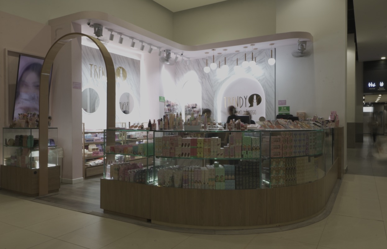 tienda de maquillaje en envigado