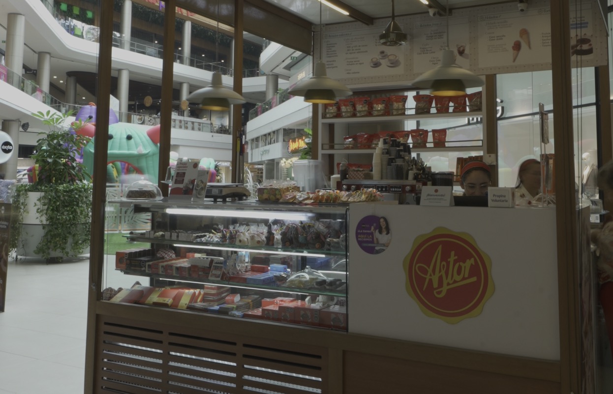 repostería astor viva envigado