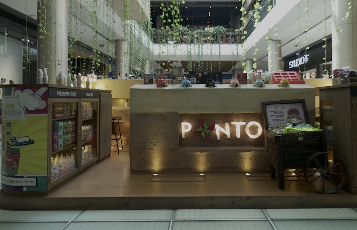 ponto brasileiro tienda de productos capilares en envigado