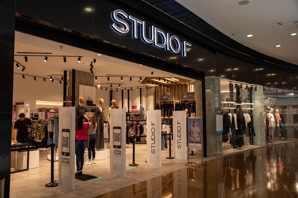 Studio F tienda de ropa de mujer en barranquilla