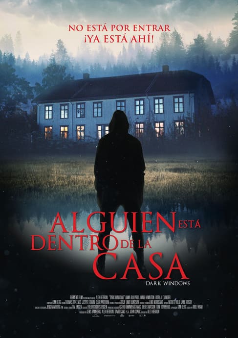 ALGUIEN ESTÁ DENTRO DE LA CASA