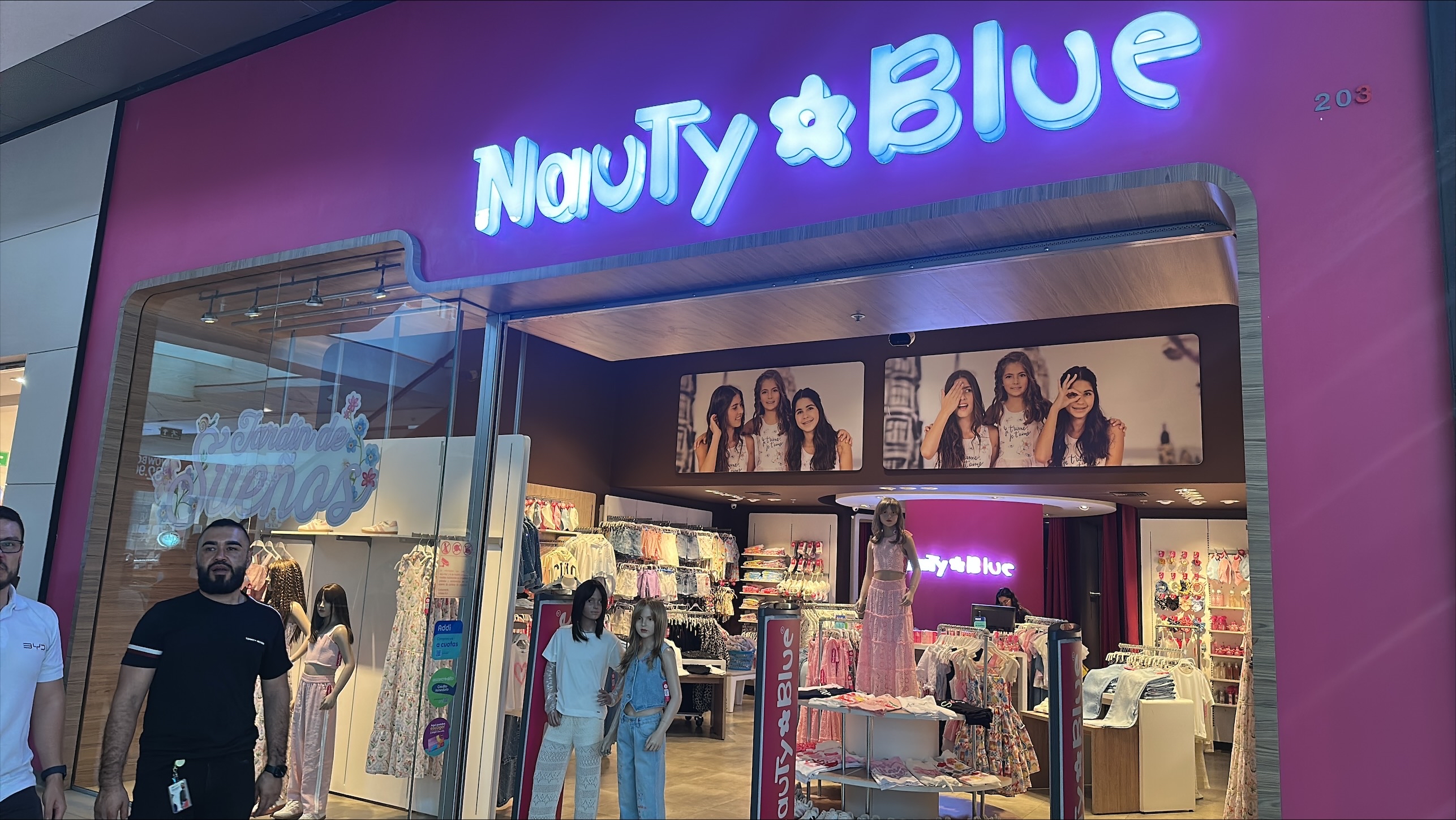 nauty blue
